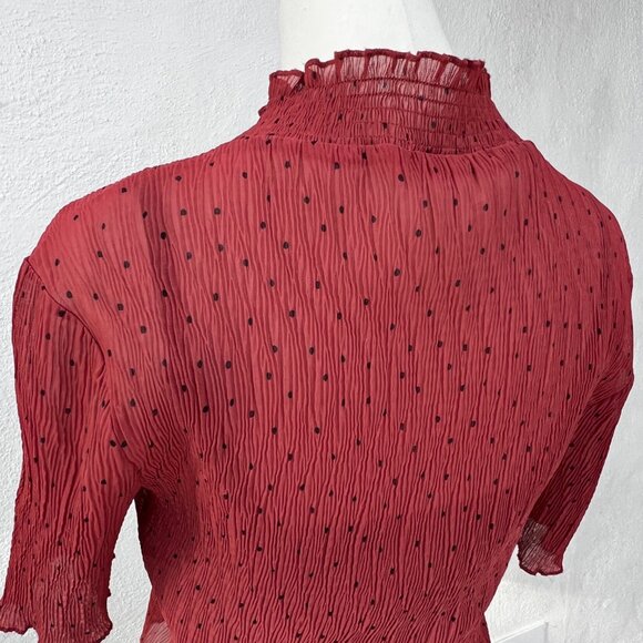 Azalea Polka Dot Sheer Plisse Short Sleeve Mock Neck Rust Color Top Size Small - Picture 6 of 15